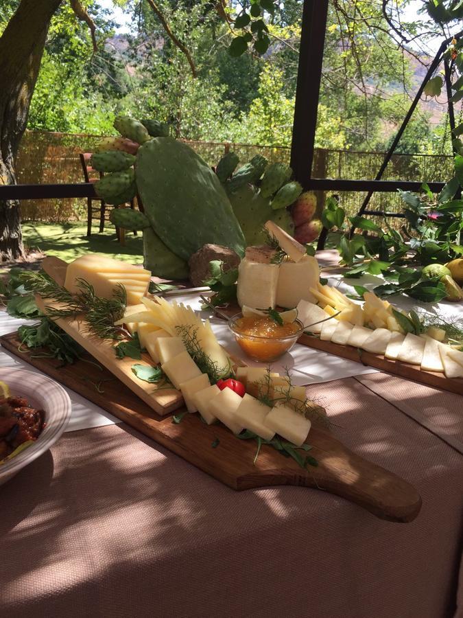 Agriturismo La Sorgente Delle Madonie Villa Polizzi Generosa Ngoại thất bức ảnh